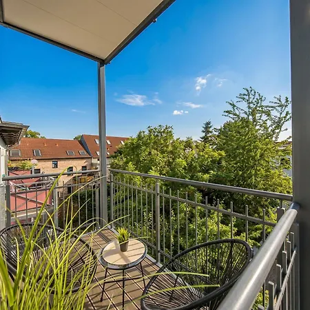 A8 Ruhiges 3-zimmer-studio Mit Balkon *