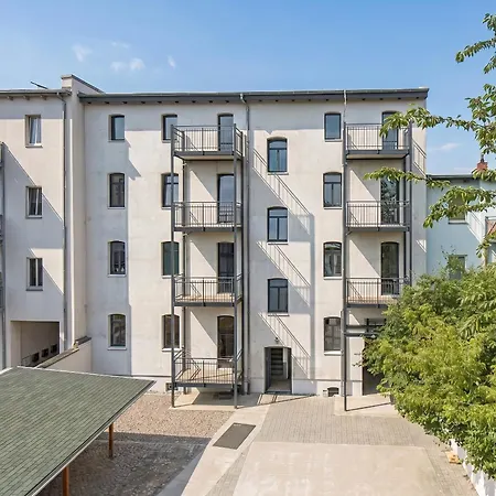 A8 Ruhiges 3-zimmer-studio Mit Balkon *